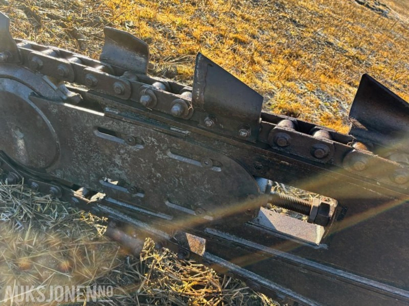 Agricultural machinery 2012 AFT 100 KJEDEGRAVER / GRØFTEGRAVER MED LASER: picture 14 Agricultural machinery 2012 AFT 100 KJEDEGRAVER / GRØFTEGRAVER MED LASER: picture 14