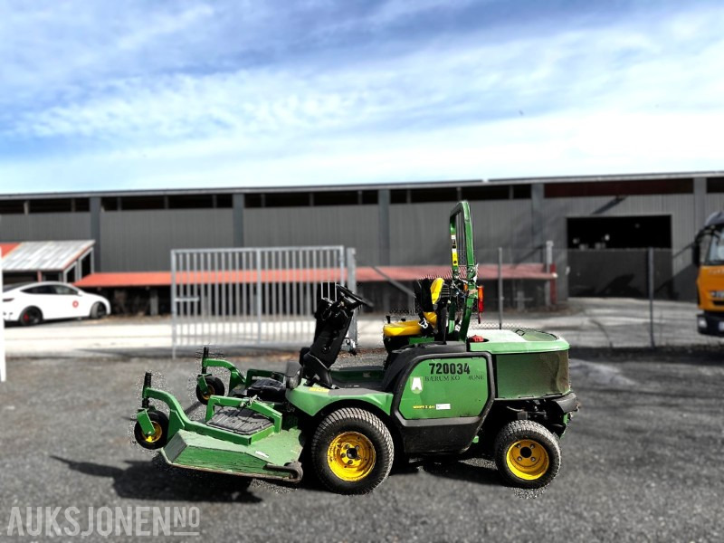 2013 John Deere 1445 series II 4WD frontmontert gressklipper - Agricultural machinery: picture 2 2013 John Deere 1445 series II 4WD frontmontert gressklipper - Agricultural machinery: picture 2