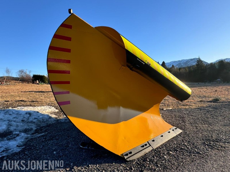 2015 Steinsland SP 2700 - Spissplog med paralellogram - Feste for brøyteplate - Nymalt on lease 2015 Steinsland SP 2700 - Spissplog med paralellogram - Feste for brøyteplate - Nymalt: picture 7 2015 Steinsland SP 2700 - Spissplog med paralellogram - Feste for brøyteplate - Nymalt on lease 2015 Steinsland SP 2700 - Spissplog med paralellogram - Feste for brøyteplate - Nymalt: picture 7