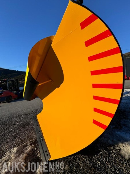 2015 Steinsland SP 2700 - Spissplog med paralellogram - Feste for brøyteplate - Nymalt on lease 2015 Steinsland SP 2700 - Spissplog med paralellogram - Feste for brøyteplate - Nymalt: picture 9 2015 Steinsland SP 2700 - Spissplog med paralellogram - Feste for brøyteplate - Nymalt on lease 2015 Steinsland SP 2700 - Spissplog med paralellogram - Feste for brøyteplate - Nymalt: picture 9