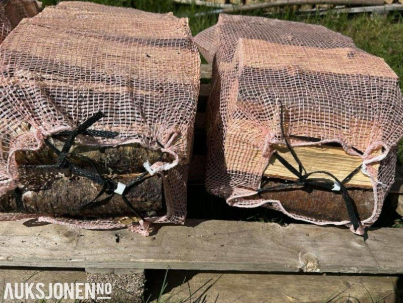 2025 60 liter vedsekker 4000 stk - Agricultural machinery: picture 1 2025 60 liter vedsekker 4000 stk - Agricultural machinery: picture 1