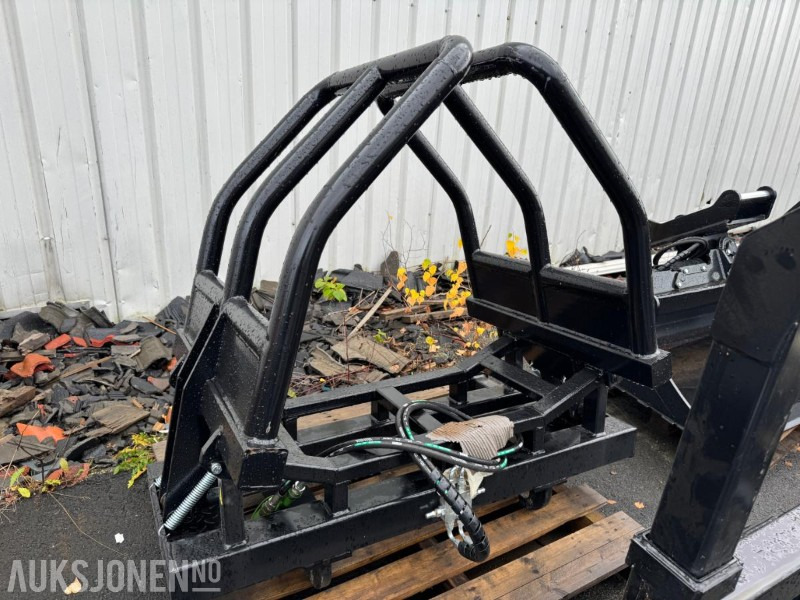 2025 Andrava rundballeklype for traktor - Agricultural machinery: picture 1 2025 Andrava rundballeklype for traktor - Agricultural machinery: picture 1