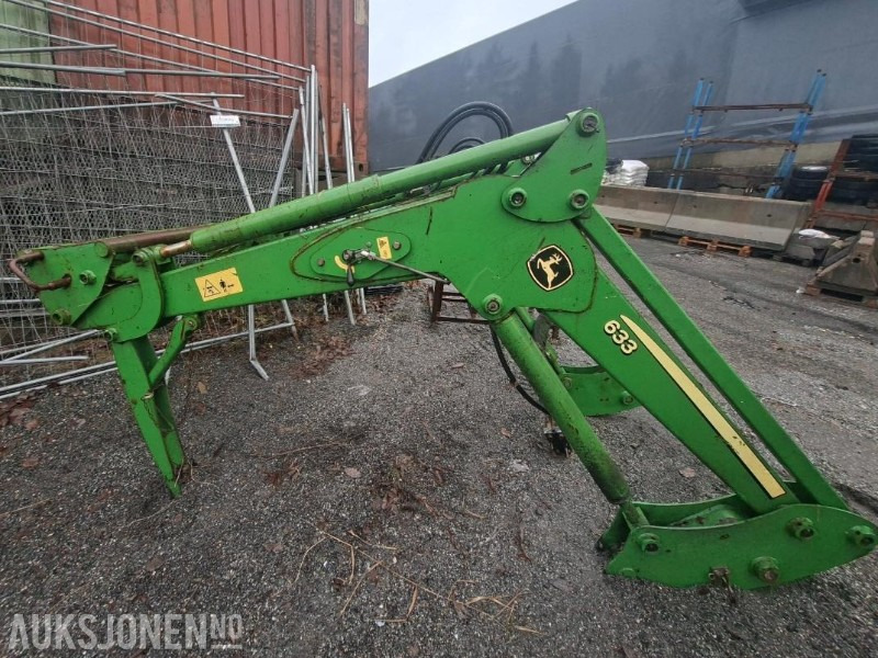 John Deere frontlaster / lesseapparat - type 633 - Agricultural machinery: picture 1 John Deere frontlaster / lesseapparat - type 633 - Agricultural machinery: picture 1