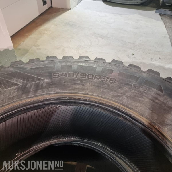 Nokian Hakkapeliitta TRI Vinterdekk til traktor - 540/80R38 - Bakdekk - Agricultural machinery: picture 2 Nokian Hakkapeliitta TRI Vinterdekk til traktor - 540/80R38 - Bakdekk - Agricultural machinery: picture 2