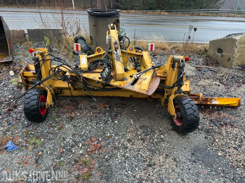 2007 Tokvam grusingspreder – Hydraulisk - veihøvel - Attachment for Construction machinery: picture 2 2007 Tokvam grusingspreder – Hydraulisk - veihøvel - Attachment for Construction machinery: picture 2