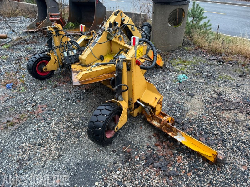2007 Tokvam grusingspreder – Hydraulisk - veihøvel - Attachment for Construction machinery: picture 1 2007 Tokvam grusingspreder – Hydraulisk - veihøvel - Attachment for Construction machinery: picture 1