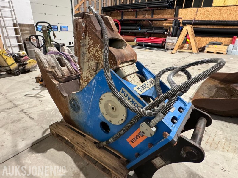 2020 Okada Aiyon OSC-280AV - Betongtygger - S70 feste - Attachment for Construction machinery: picture 3 2020 Okada Aiyon OSC-280AV - Betongtygger - S70 feste - Attachment for Construction machinery: picture 3
