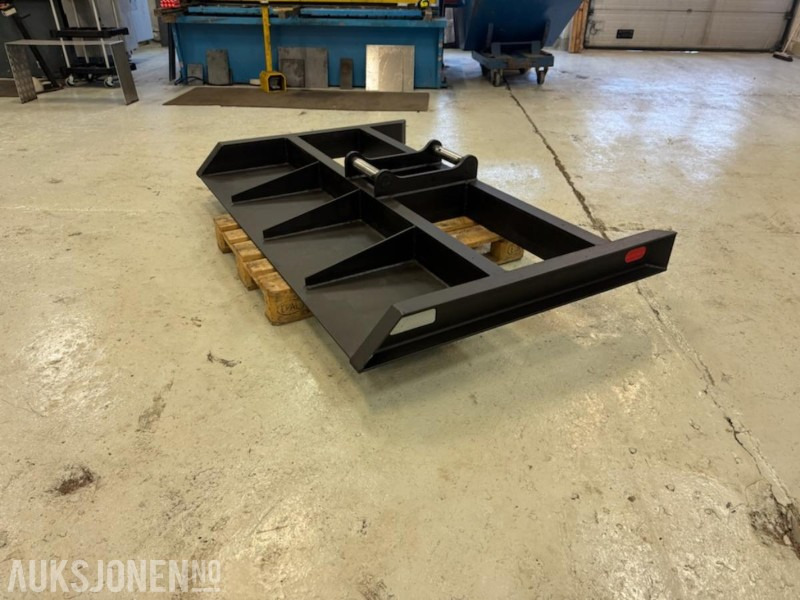 2025 Avrettingsbjelke for gravemaskin - S50 feste - Bredde 2000 mm - Attachment for Construction machinery: picture 1 2025 Avrettingsbjelke for gravemaskin - S50 feste - Bredde 2000 mm - Attachment for Construction machinery: picture 1