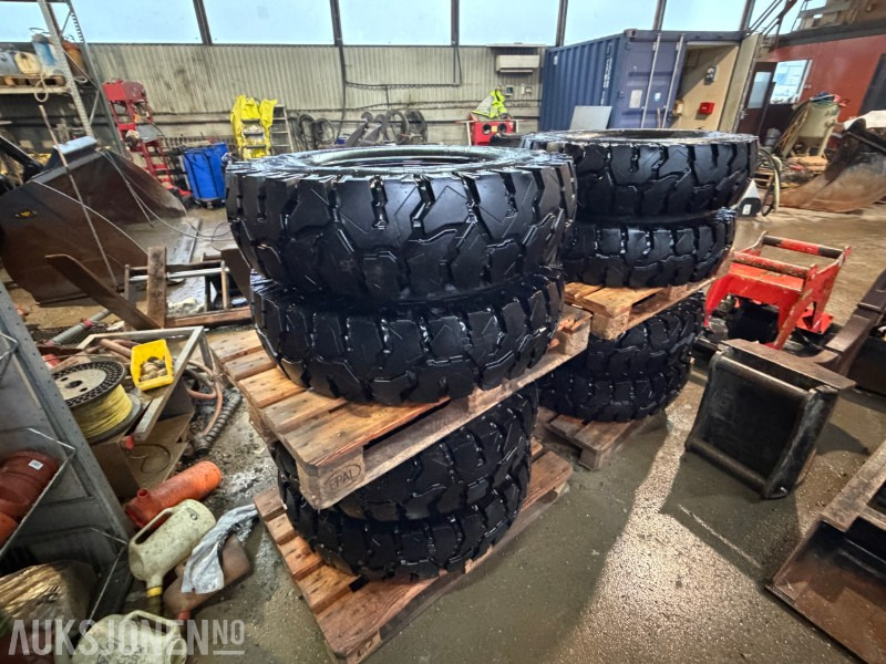 2025 Nokian 4 stk Hjulgraverdekk 10.00–20 – Nær Ny Stand – På Felg - Attachment for Construction machinery: picture 3 2025 Nokian 4 stk Hjulgraverdekk 10.00–20 – Nær Ny Stand – På Felg - Attachment for Construction machinery: picture 3