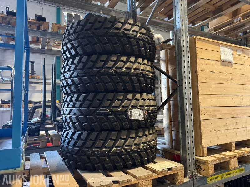 4 stk Nokian Maskindekk - 340/80R18 - Ubrukte - Attachment for Construction machinery: picture 1 4 stk Nokian Maskindekk - 340/80R18 - Ubrukte - Attachment for Construction machinery: picture 1