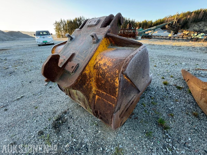 Graveskuffe med KM feste - Attachment for Construction machinery: picture 5 Graveskuffe med KM feste - Attachment for Construction machinery: picture 5