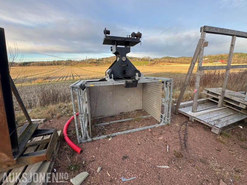 Manitou Mannskapskurv, jib og pallegafler - Attachment for Construction machinery: picture 4 Manitou Mannskapskurv, jib og pallegafler - Attachment for Construction machinery: picture 4