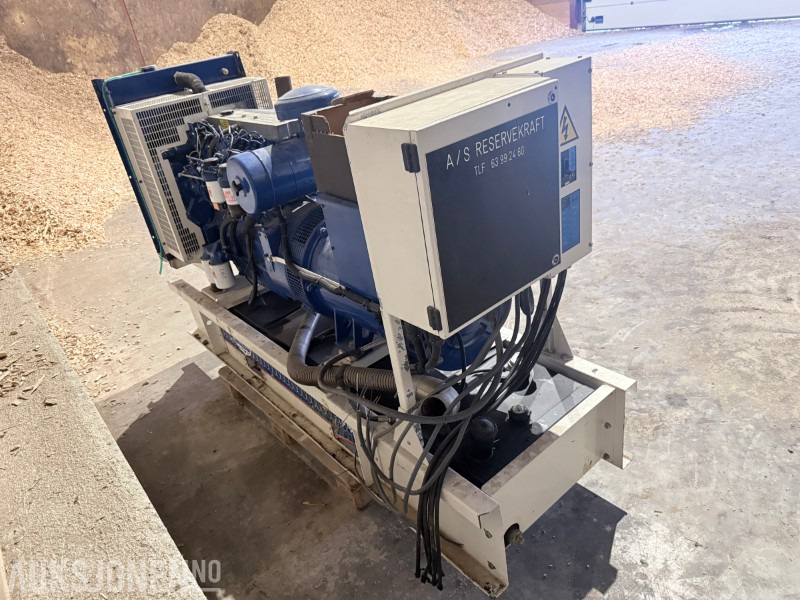 F.G Wilson aggregat - 230V - 100 kVA - Construction equipment: picture 3 F.G Wilson aggregat - 230V - 100 kVA - Construction equipment: picture 3
