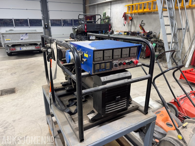 1990 Nødstrømsaggregat Ruggerini / Genetech 15 kVA – driftssikkert dieselaggregat - Industrial equipment: picture 5 1990 Nødstrømsaggregat Ruggerini / Genetech 15 kVA – driftssikkert dieselaggregat - Industrial equipment: picture 5