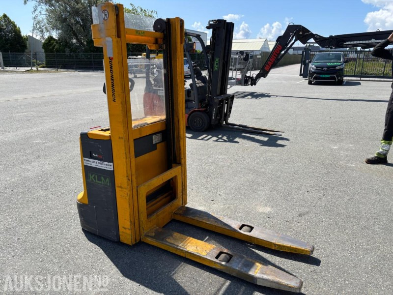 2002 Jungheinrich EJC 10 Palle / Ledestabler - Material handling equipment: picture 4 2002 Jungheinrich EJC 10 Palle / Ledestabler - Material handling equipment: picture 4