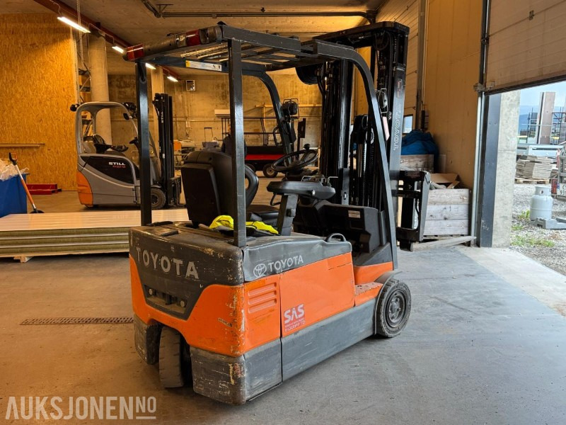 2005 Toyota 7FBEF15 gaffeltruck / 5 meter løftehøyde - Material handling equipment: picture 4 2005 Toyota 7FBEF15 gaffeltruck / 5 meter løftehøyde - Material handling equipment: picture 4