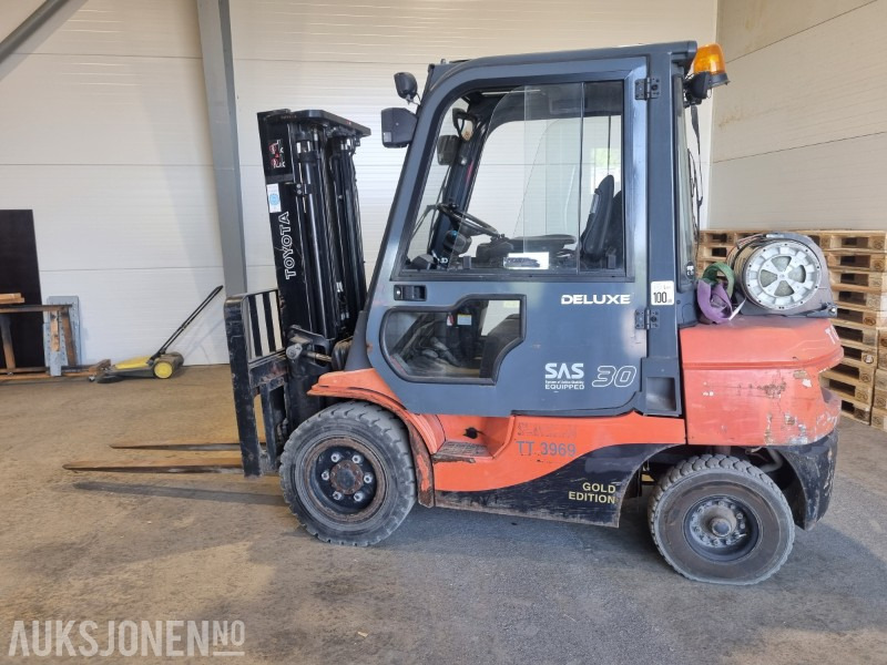 2007 Toyota 02-7FGF30 gasstruck 3T 5170 timer - Material handling equipment: picture 5 2007 Toyota 02-7FGF30 gasstruck 3T 5170 timer - Material handling equipment: picture 5