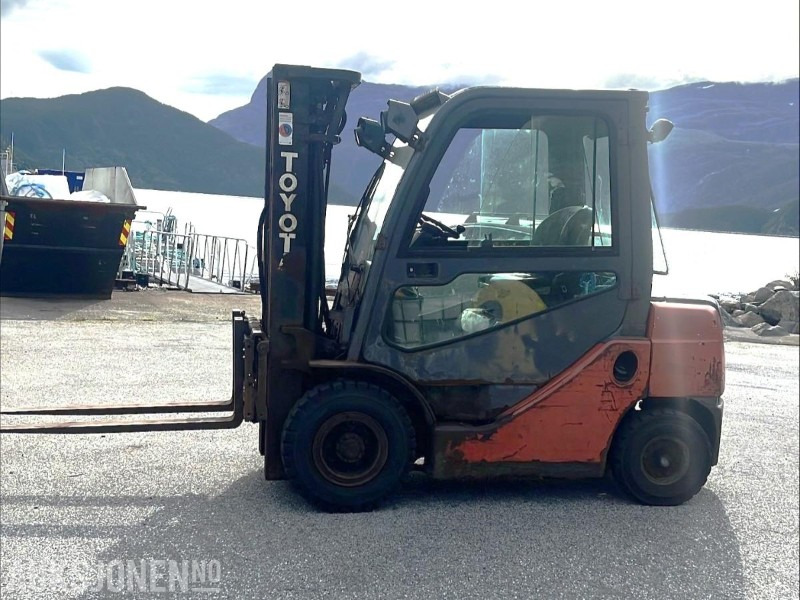 2009 Toyota 02-8FDF25 Gaffeltruck, 8601 timer - Material handling equipment: picture 1 2009 Toyota 02-8FDF25 Gaffeltruck, 8601 timer - Material handling equipment: picture 1