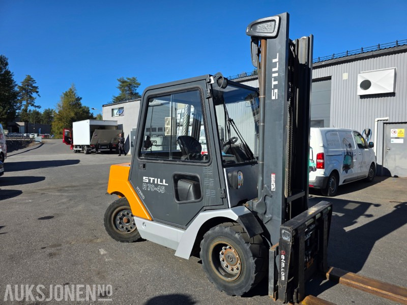 2013 Still truck R70-45 diesel hybrid technology - Material handling equipment: picture 4 2013 Still truck R70-45 diesel hybrid technology - Material handling equipment: picture 4