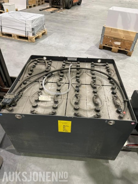 Material handling equipment 2015 Linde R17X Skyvemasttruck R17X, /Sertifisert/nytt batteri, 15207 timer: picture 10 Material handling equipment 2015 Linde R17X Skyvemasttruck R17X, /Sertifisert/nytt batteri, 15207 timer: picture 10