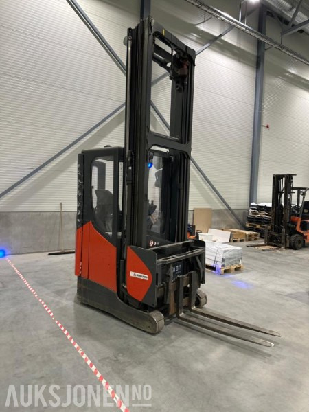 2015 Linde R17X Skyvemasttruck R17X, /Sertifisert/nytt batteri, 15207 timer - Material handling equipment: picture 2 2015 Linde R17X Skyvemasttruck R17X, /Sertifisert/nytt batteri, 15207 timer - Material handling equipment: picture 2
