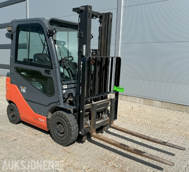 Toyota 42-8FDF15 - Material handling equipment: picture 4 Toyota 42-8FDF15 - Material handling equipment: picture 4