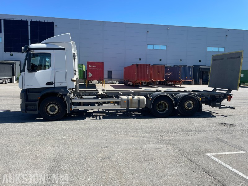 Mercedes-Benz Antos 2545 containerbil, baklem, euro 6, lav km - Container transporter/ Swap body truck: picture 4 Mercedes-Benz Antos 2545 containerbil, baklem, euro 6, lav km - Container transporter/ Swap body truck: picture 4