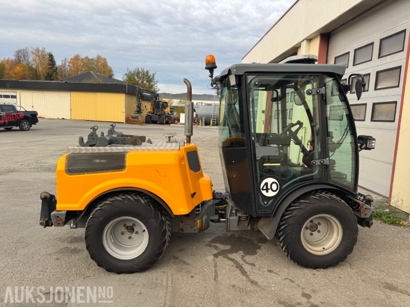 2014 Kärcher Belos MIC84 redskapsbærer - Municipal/ Special vehicle: picture 3 2014 Kärcher Belos MIC84 redskapsbærer - Municipal/ Special vehicle: picture 3