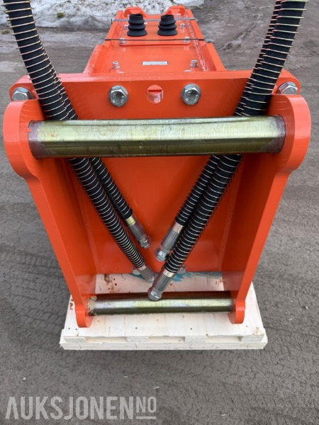 Ny KM 1400 Pigghammer med s70 HK feste - Hydraulic hammer: picture 4 Ny KM 1400 Pigghammer med s70 HK feste - Hydraulic hammer: picture 4