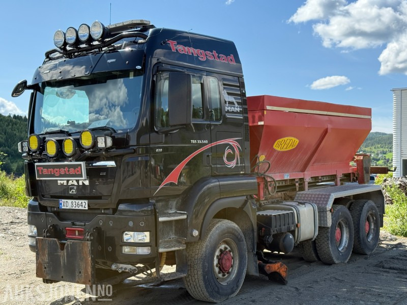 2012 MAN TGS 33.540 6x6 brøyterigget kombibil med Bredal Strøer - Tractor unit: picture 1 2012 MAN TGS 33.540 6x6 brøyterigget kombibil med Bredal Strøer - Tractor unit: picture 1