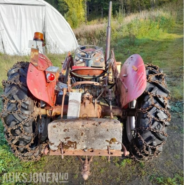 Traktor - Massey Ferguson - Farm tractor: picture 5 Traktor - Massey Ferguson - Farm tractor: picture 5