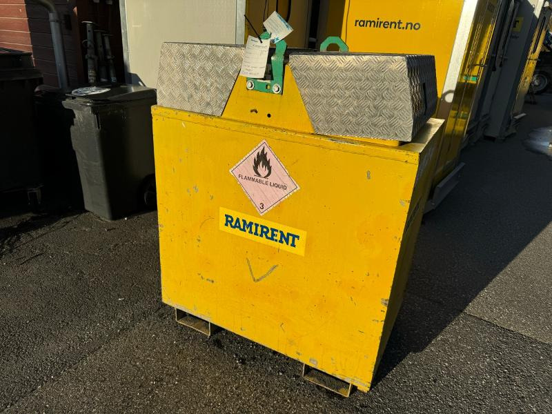 Vera Dieseltank 1000 liter - Construction equipment: picture 1 Vera Dieseltank 1000 liter - Construction equipment: picture 1