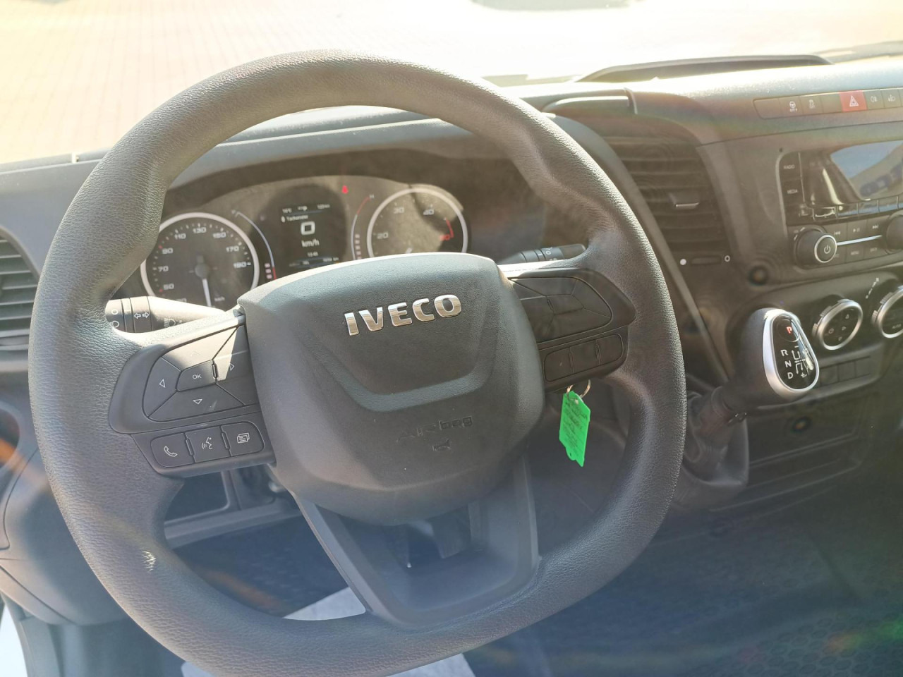 IVECO Daily 35S16A8V 12m3 on lease IVECO Daily 35S16A8V 12m3: picture 13
