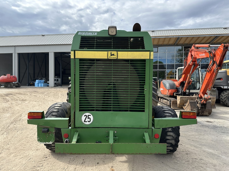 John Deere 6650 FOR PARTS - Forage harvester: picture 4 John Deere 6650 FOR PARTS - Forage harvester: picture 4