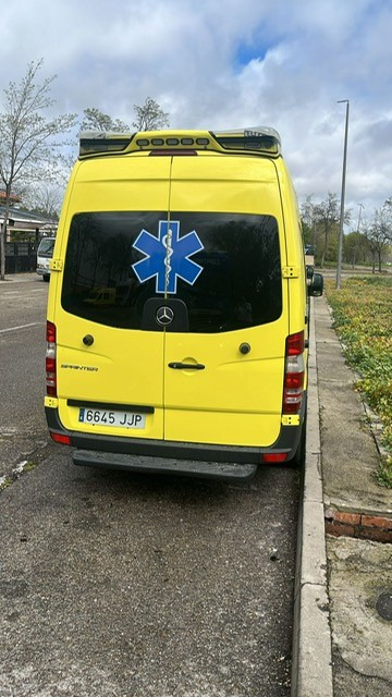Mercedes Benz AMBULANCE Lot of 10 units Sprinter 313 CDI Automatic - Municipal/ Special vehicle: picture 2 Mercedes Benz AMBULANCE Lot of 10 units Sprinter 313 CDI Automatic - Municipal/ Special vehicle: picture 2