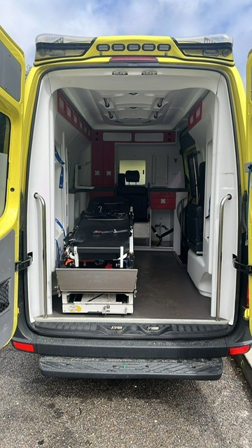 Mercedes Benz AMBULANCE Lot of 10 units Sprinter 313 CDI Automatic - Municipal/ Special vehicle: picture 3 Mercedes Benz AMBULANCE Lot of 10 units Sprinter 313 CDI Automatic - Municipal/ Special vehicle: picture 3