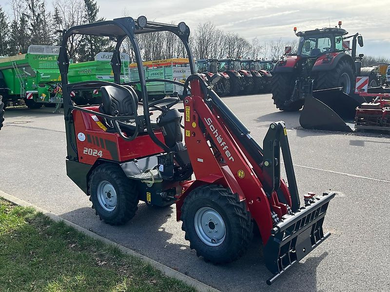 Schäffer 2024 - Compact loader: picture 4 Schäffer 2024 - Compact loader: picture 4