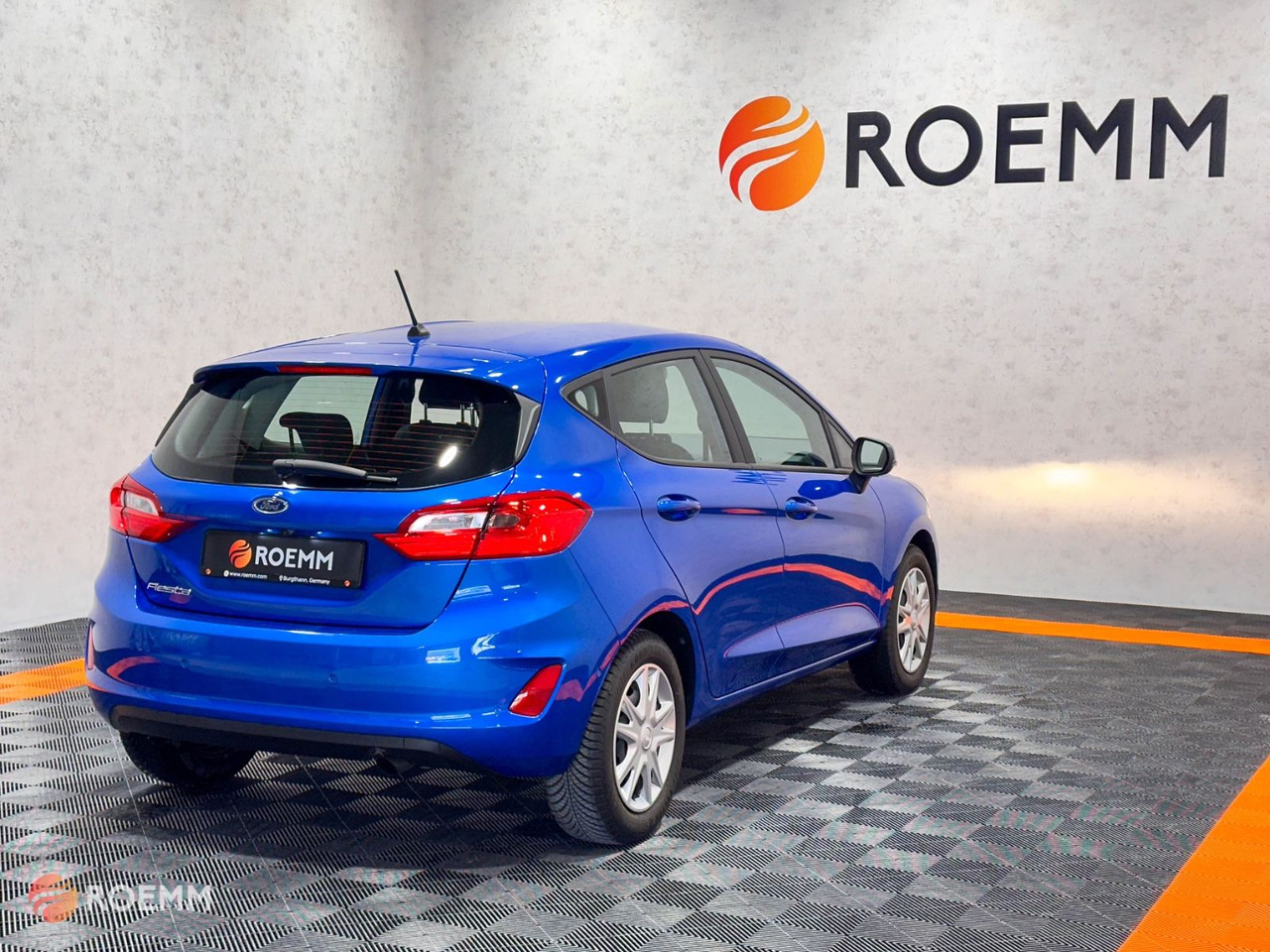 Ford Fiesta Cool & Connect*1.Hand*GARANTIE*Klima*DAB* - Sedan: picture 5 Ford Fiesta Cool & Connect*1.Hand*GARANTIE*Klima*DAB* - Sedan: picture 5