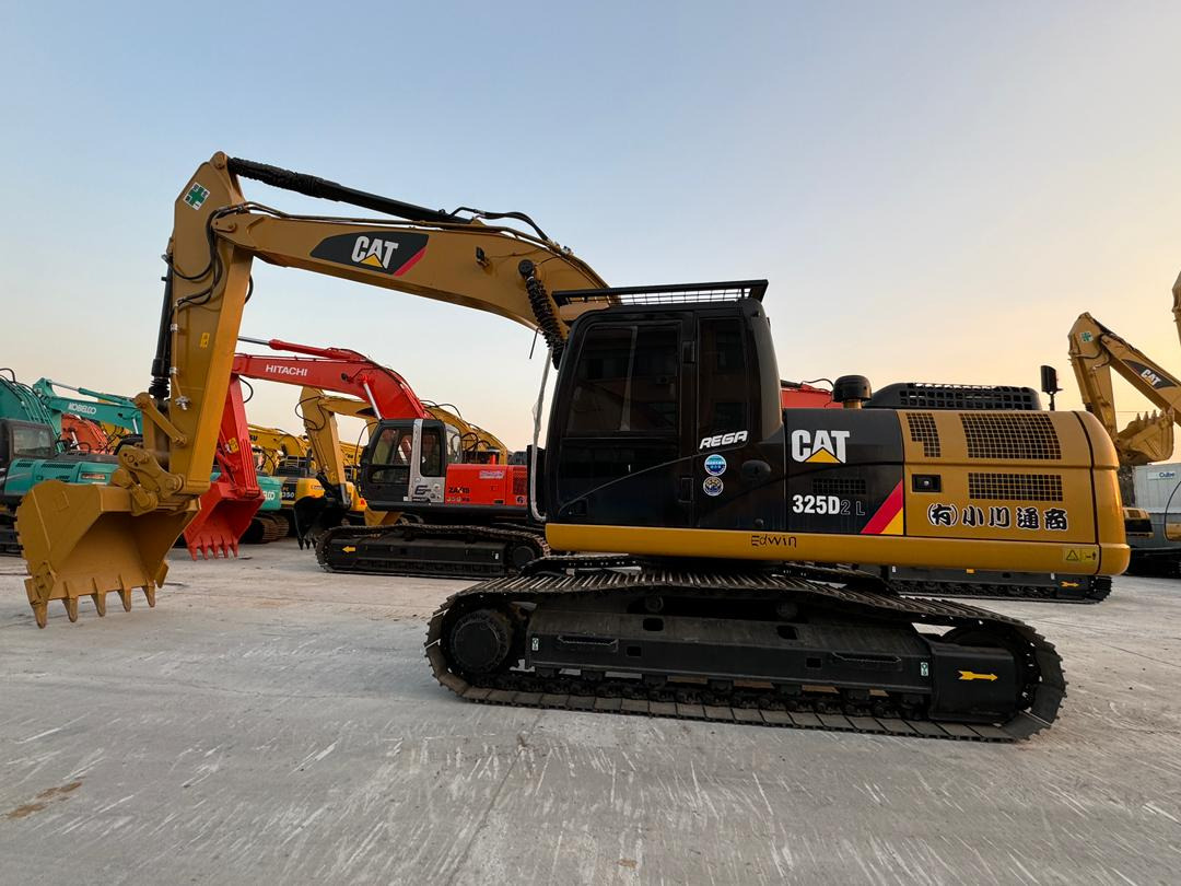 CATERPILLAR 325D CAT 320D 320D2 320GC 329D 330D 330D2 Used Excavator in High Quality for Sale - Crawler excavator: picture 2 CATERPILLAR 325D CAT 320D 320D2 320GC 329D 330D 330D2 Used Excavator in High Quality for Sale - Crawler excavator: picture 2