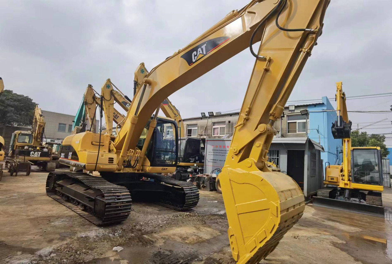 Caterpillar 320Cl 320C Used Excavator CAT 320 320D 320D2 320GC Crawler Hydraulic Excavator in Excellent Condition - Crawler excavator: picture 4 Caterpillar 320Cl 320C Used Excavator CAT 320 320D 320D2 320GC Crawler Hydraulic Excavator in Excellent Condition - Crawler excavator: picture 4