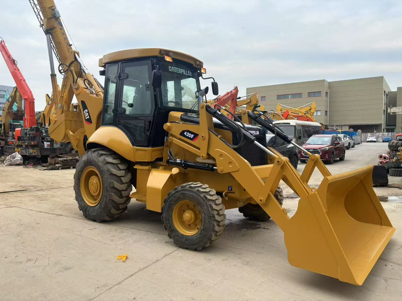 Caterpillar 420 Backhoe Loader CAT 420 420F 420F2 with telescopic boom JCB 3CX 4CX - Backhoe loader: picture 1 Caterpillar 420 Backhoe Loader CAT 420 420F 420F2 with telescopic boom JCB 3CX 4CX - Backhoe loader: picture 1