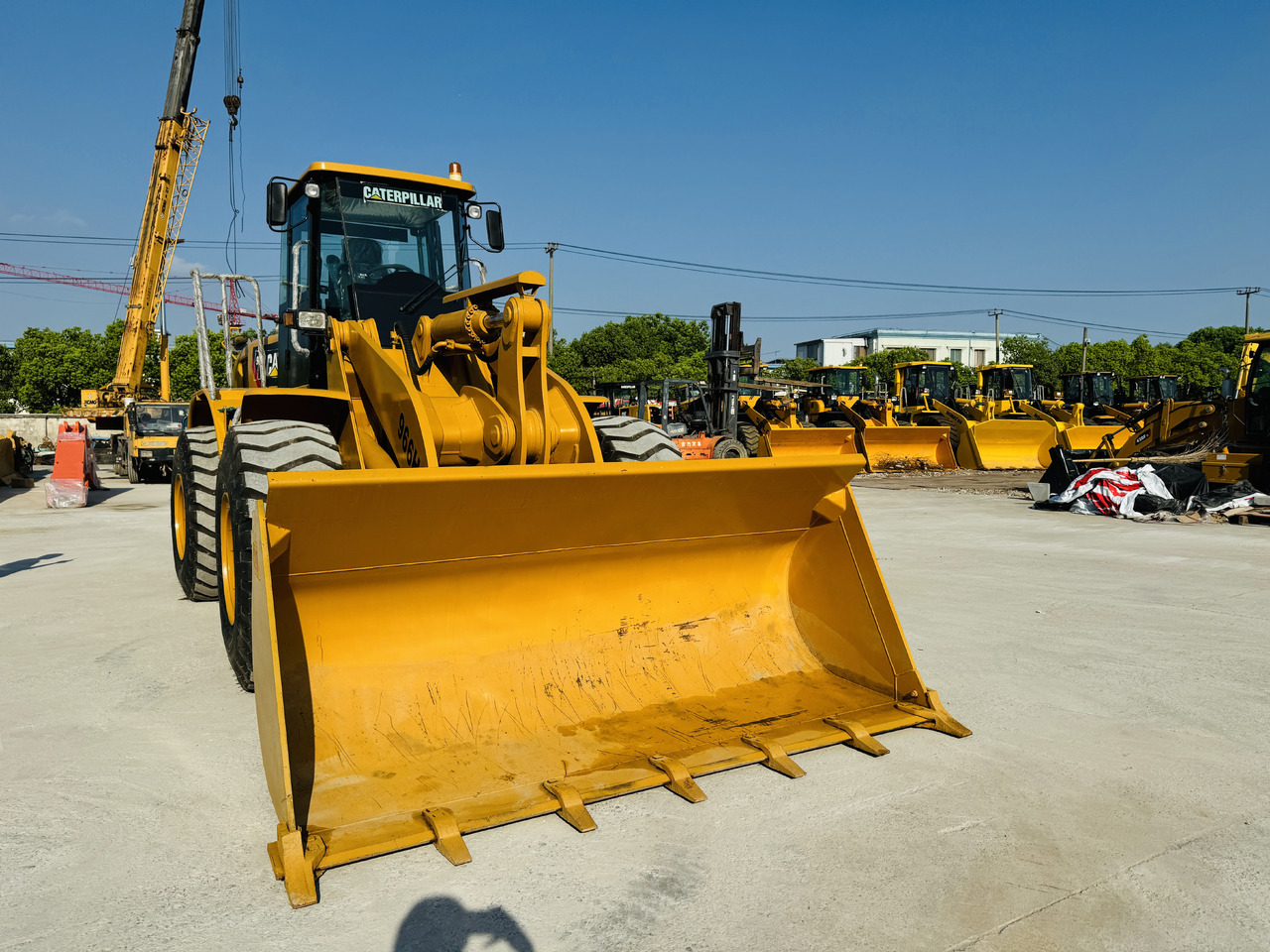 Caterpillar CAT 966 966H 966F 966G 6 Ton Used Wheel Loader and Similar Front Loaders Are Ready to Work - Wheel loader: picture 2 Caterpillar CAT 966 966H 966F 966G 6 Ton Used Wheel Loader and Similar Front Loaders Are Ready to Work - Wheel loader: picture 2