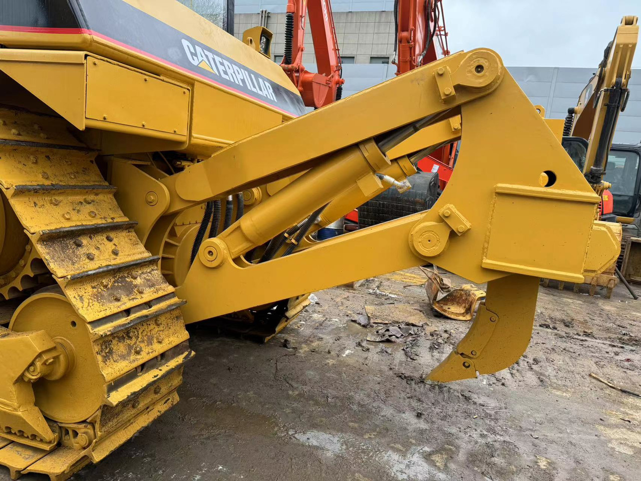 Caterpillar CAT D8R D8T D7H D7R D7G D7R D7E Used Bulldozer in Excellent Work Condition for Slae - Bulldozer: picture 3 Caterpillar CAT D8R D8T D7H D7R D7G D7R D7E Used Bulldozer in Excellent Work Condition for Slae - Bulldozer: picture 3