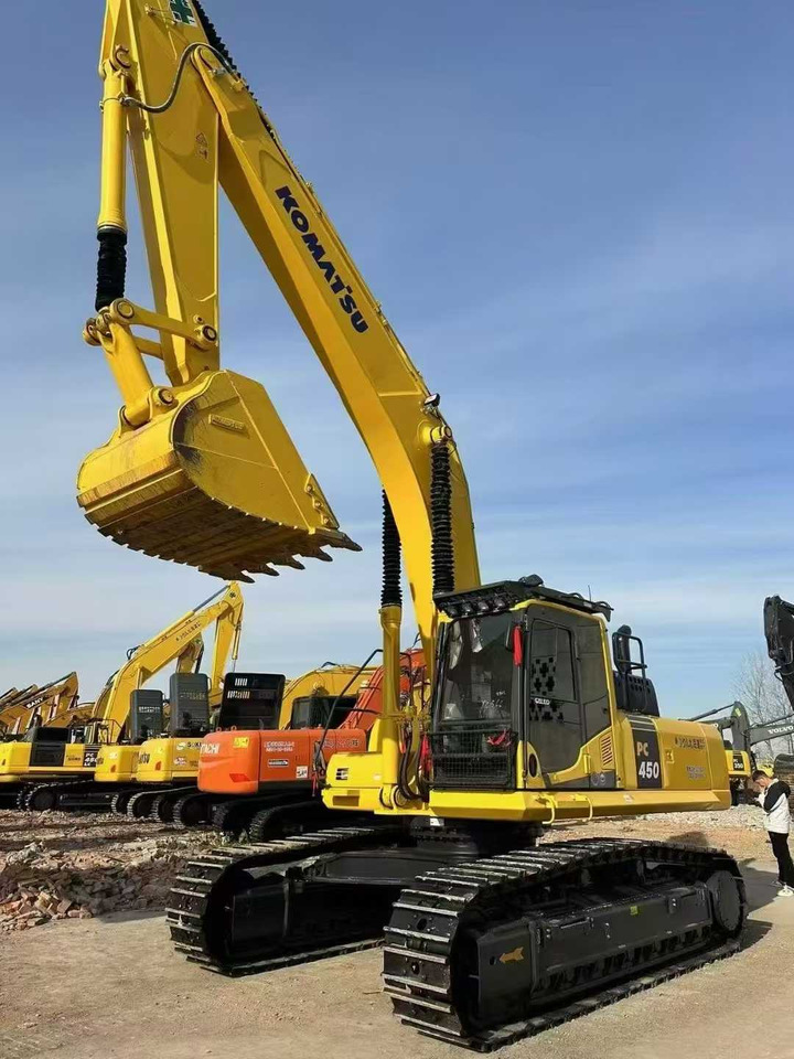 Komatsu PC450 PC450-8 PC400-7 PC400-8 Used Excavator 40 Ton 45 Ton Secondhand Crawler Excavators - Crawler excavator: picture 3 Komatsu PC450 PC450-8 PC400-7 PC400-8 Used Excavator 40 Ton 45 Ton Secondhand Crawler Excavators - Crawler excavator: picture 3
