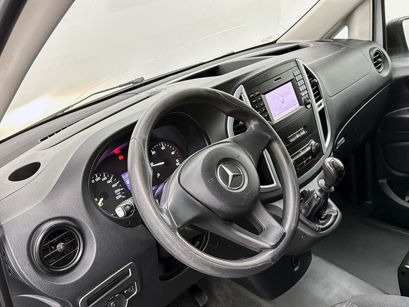 Mercedes-Benz Vito 109 CDI Lang Navigatie Trekhaak Airco - Small van: picture 4 Mercedes-Benz Vito 109 CDI Lang Navigatie Trekhaak Airco - Small van: picture 4