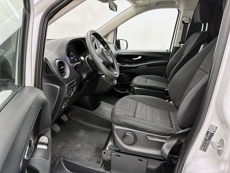 Mercedes-Benz Vito 109 CDI Lang Navigatie Trekhaak Airco - Small van: picture 5 Mercedes-Benz Vito 109 CDI Lang Navigatie Trekhaak Airco - Small van: picture 5