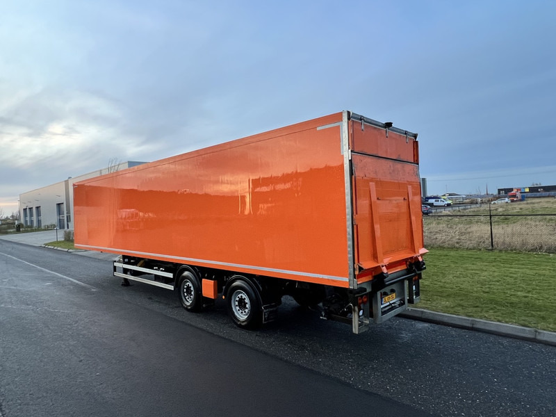 Krone 2- Assige Koeltrailer Carrier / laadklep / stuuras tridec - Refrigerator semi-trailer: picture 3 Krone 2- Assige Koeltrailer Carrier / laadklep / stuuras tridec - Refrigerator semi-trailer: picture 3