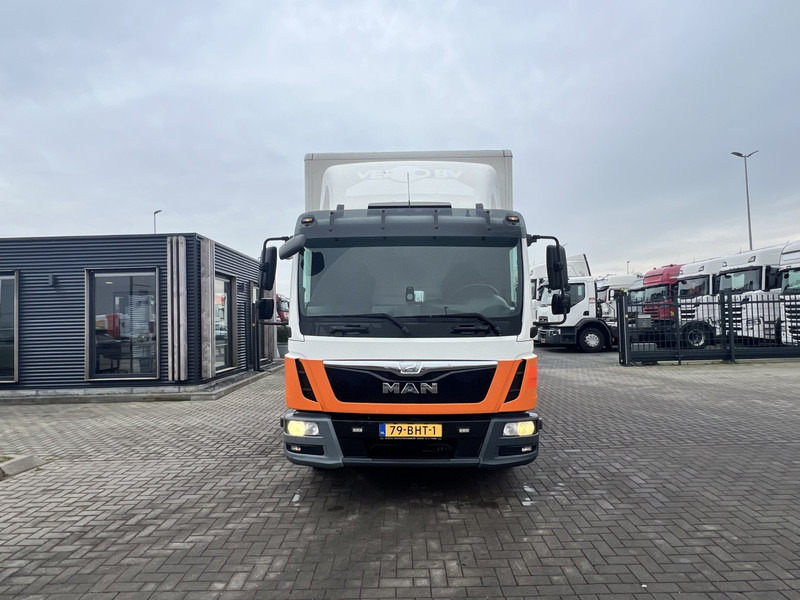 MAN TGL 180 4x2 Bakwagen Dhollandia 1000kg / BOX - Box truck: picture 2 MAN TGL 180 4x2 Bakwagen Dhollandia 1000kg / BOX - Box truck: picture 2