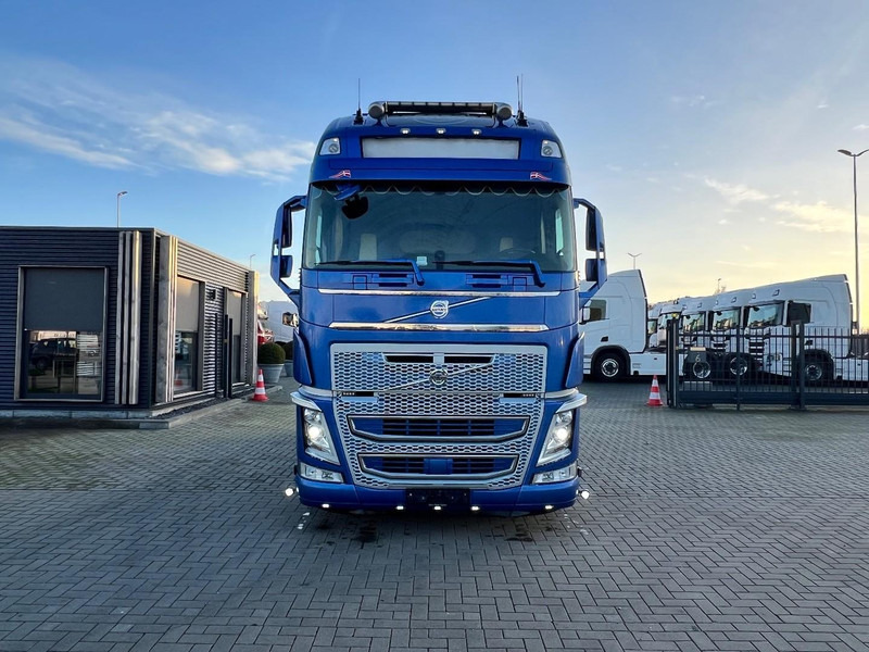 Volvo FH 500 6x2 vla trekker Globetrotter XL / Full Air / Stanclima / ADR EX/II, EX/III, AT, FL - Tractor unit: picture 2 Volvo FH 500 6x2 vla trekker Globetrotter XL / Full Air / Stanclima / ADR EX/II, EX/III, AT, FL - Tractor unit: picture 2