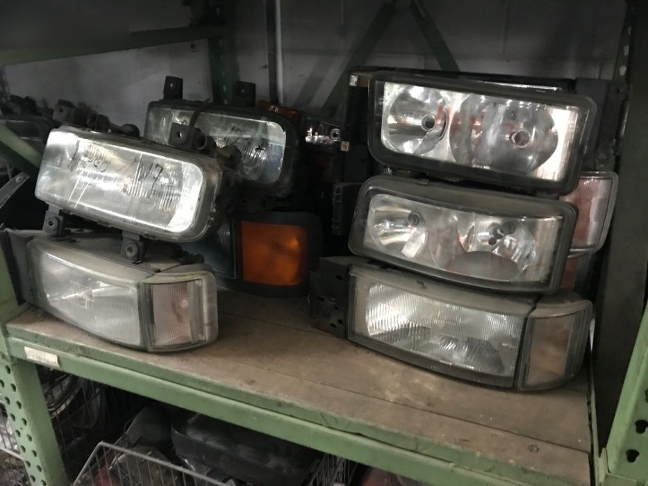 Faruri camion din dezmembrari - Headlight for Truck: picture 1 Faruri camion din dezmembrari - Headlight for Truck: picture 1